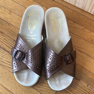 Worishofer 251 size 36 in Bronze